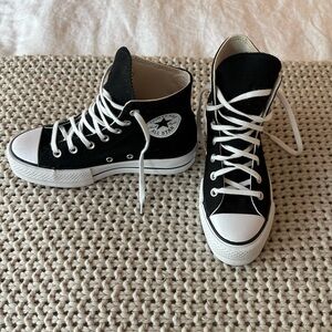Converse Chuck Taylor All Star Lift High Top Platform Sneaker — size 6.5